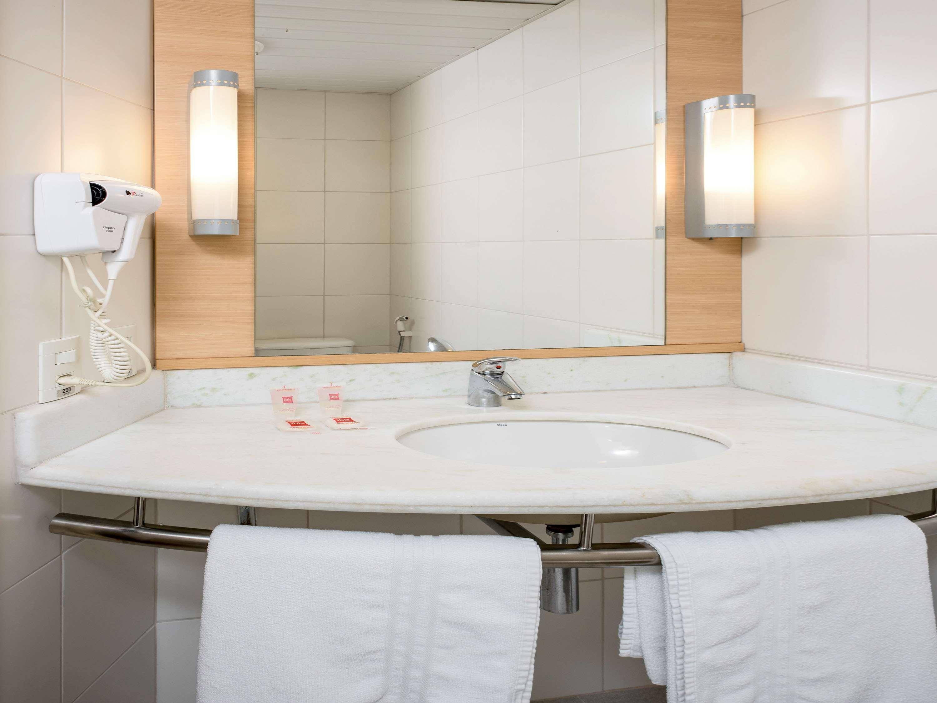 Hotel Ibis Belem Aeroporto Zewnętrze zdjęcie